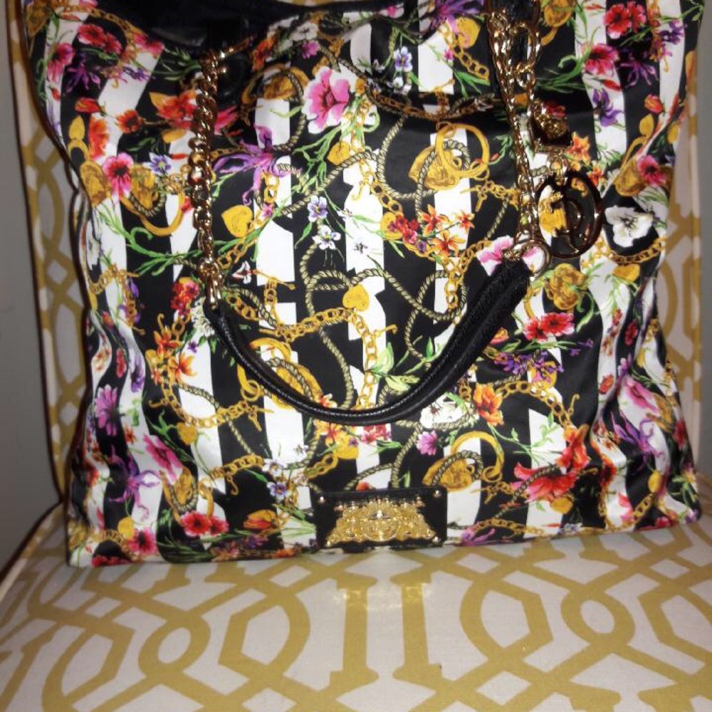 Juicy Couture